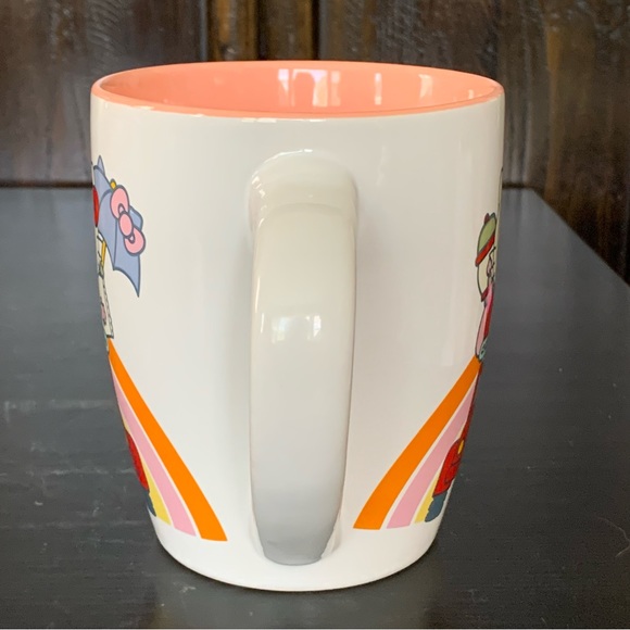 Hello Kitty in Red Jeep 25oz Oversized Ceramic Mug - Picture 3 of 8